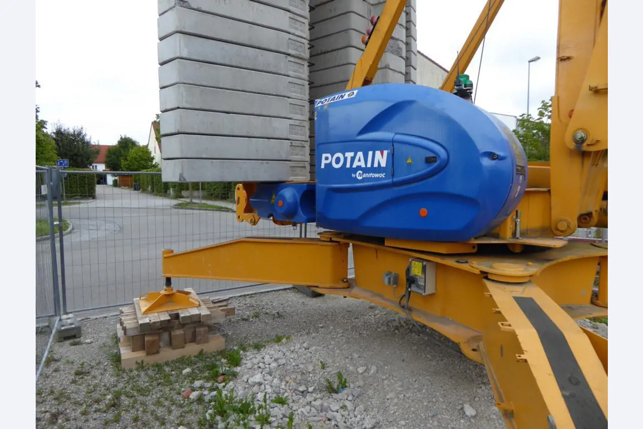 Peri Maximo paneelmallen<br><img src="/images/LogoStrasser.png"><br>-9