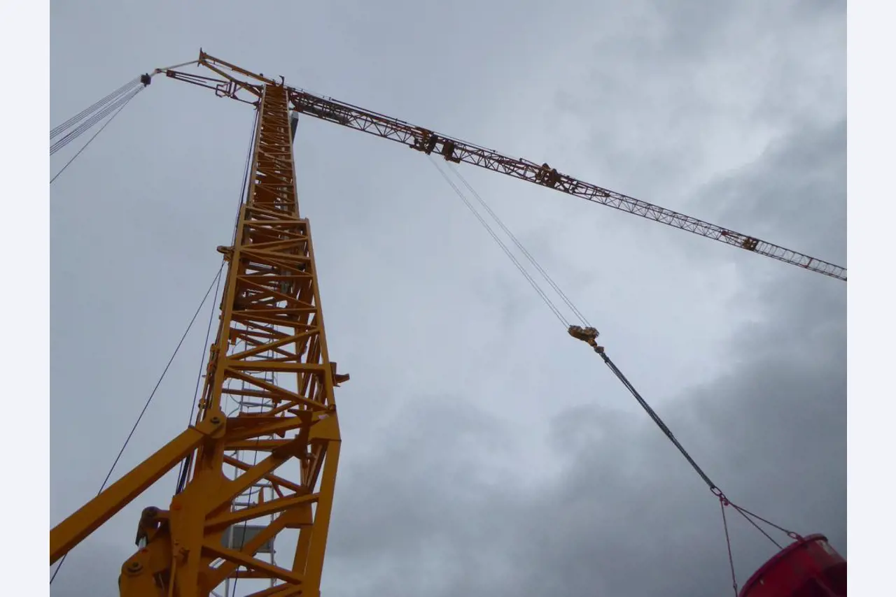 Peri Maximo paneelmallen<br><img src="/images/LogoStrasser.png"><br>-3