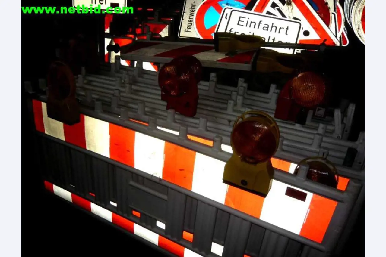 Moldes para painéis Peri Maximo<br><img src="/images/LogoStrasser.png"><br>-1