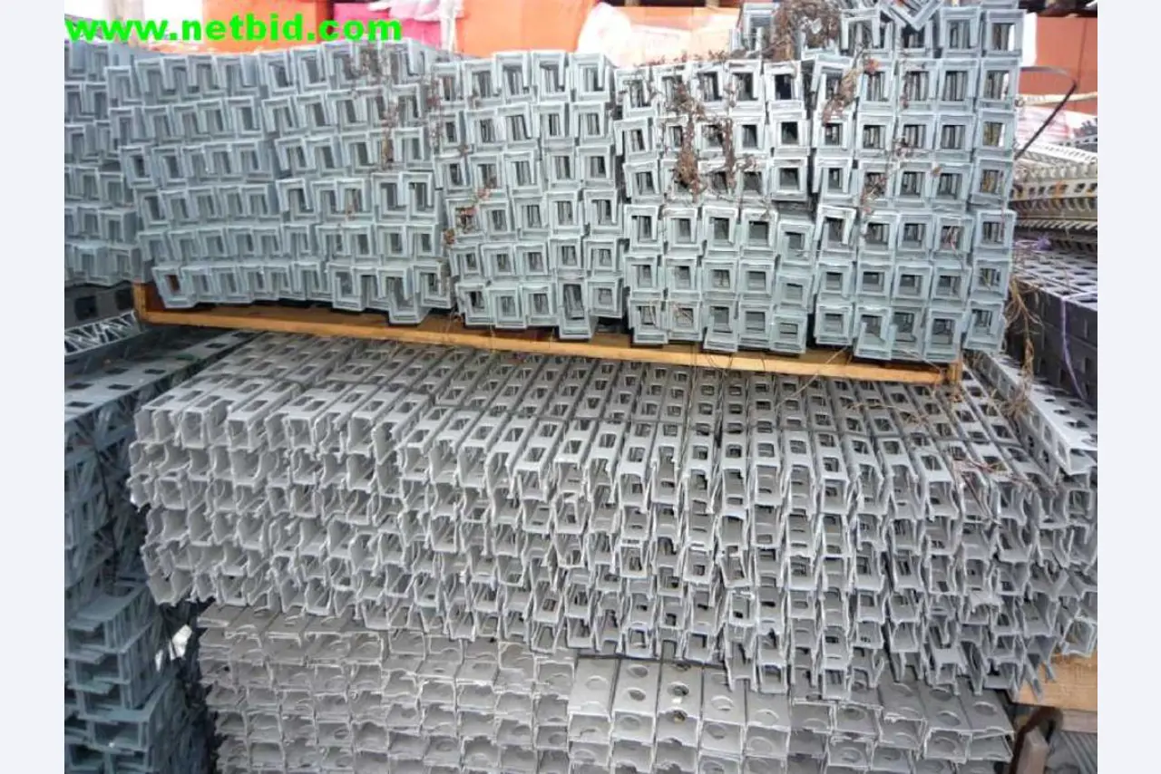 Peri Maximo Posten Rahmenschalungen<br><img src="/images/LogoStrasser.png"><br>-3