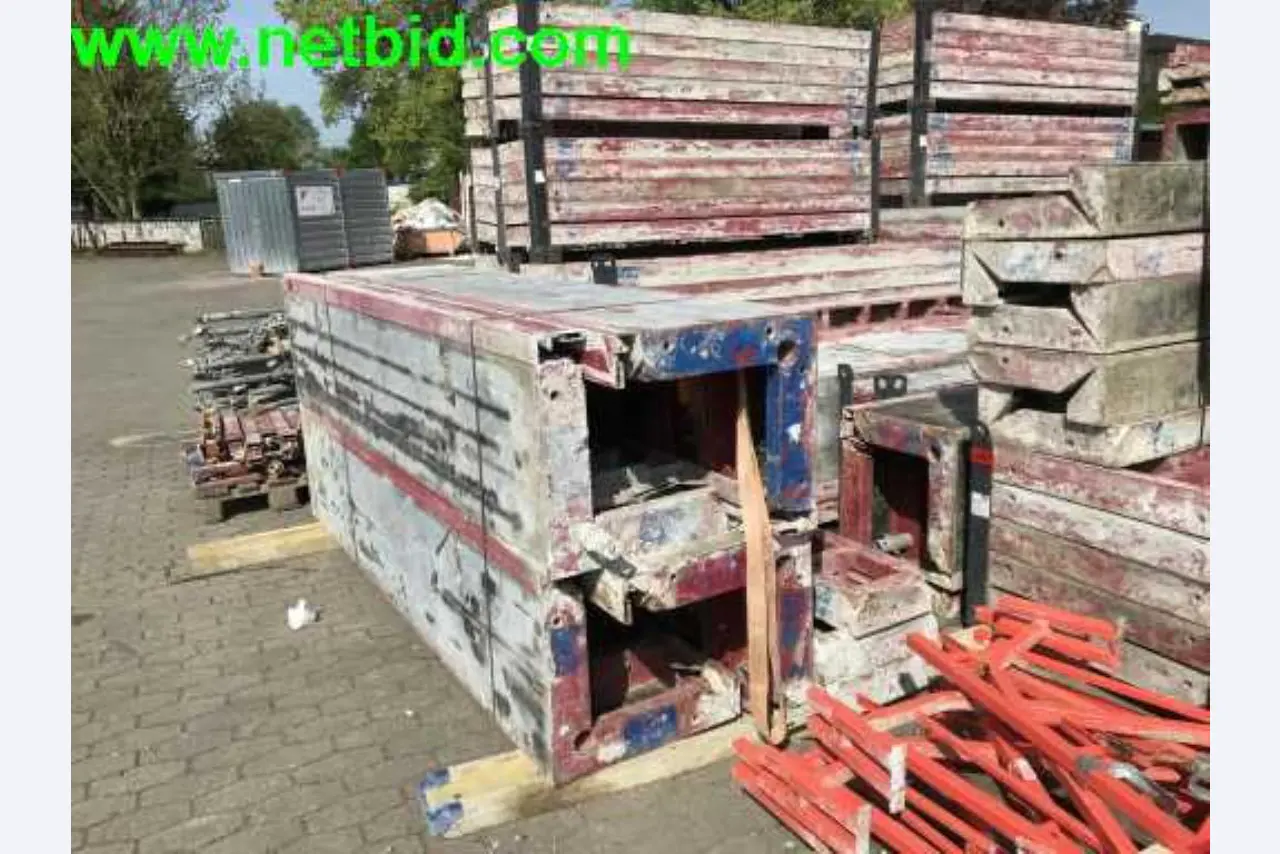 Peri Maximo lot formwork<br><img src="/images/LogoStrasser.png"><br>-16