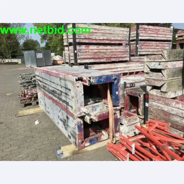 Peri Maximo lot formwork<br><img src="/images/LogoStrasser.png"><br>-16