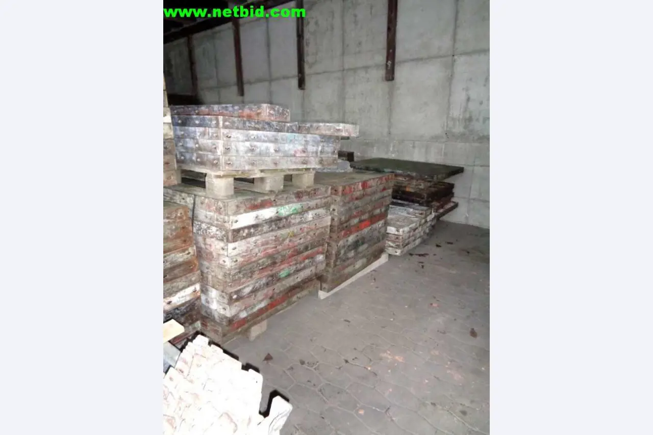 Moldes para painéis Peri Maximo<br><img src="/images/LogoStrasser.png"><br>-2