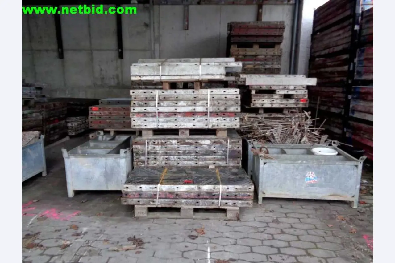 Moldes para painéis Peri Maximo<br><img src="/images/LogoStrasser.png"><br>-1