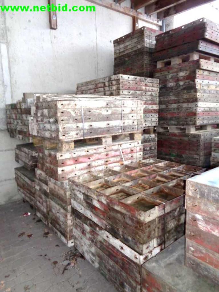 
Peri Maximo lot formwork<br><img src="/images/LogoStrasser.png"><br>-2