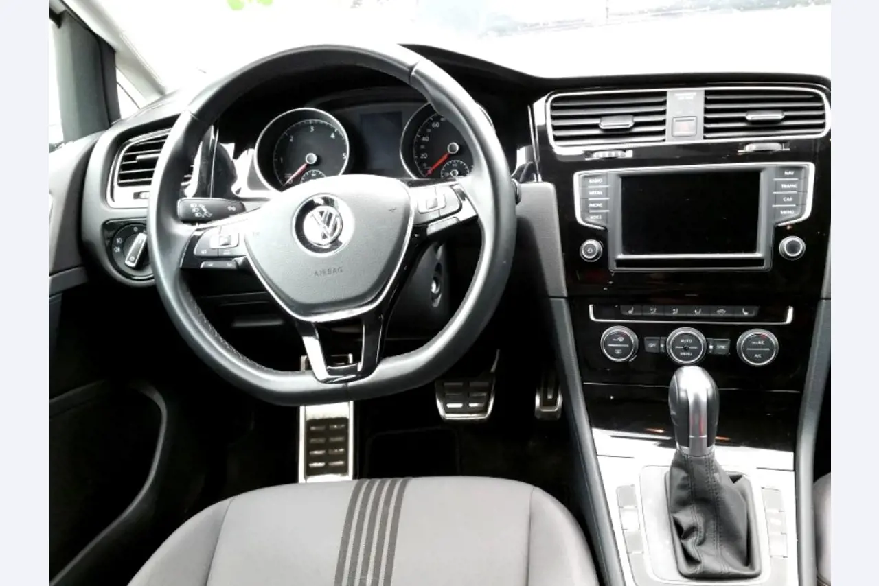 Peri Maximo paneelmallen<br><img src="/images/LogoStrasser.png"><br>-14