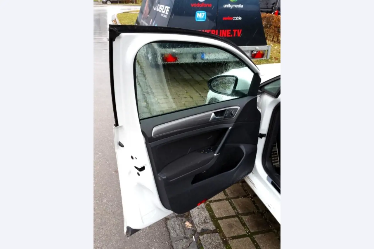 Peri Maximo paneelmallen<br><img src="/images/LogoStrasser.png"><br>-16