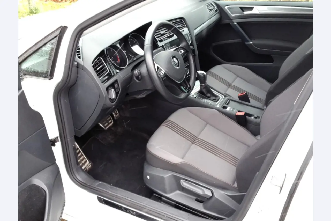 Peri Maximo paneelmallen<br><img src="/images/LogoStrasser.png"><br>-17