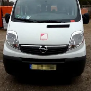 Pkw/Minibus Opel Vivaro 2,0 CDTi