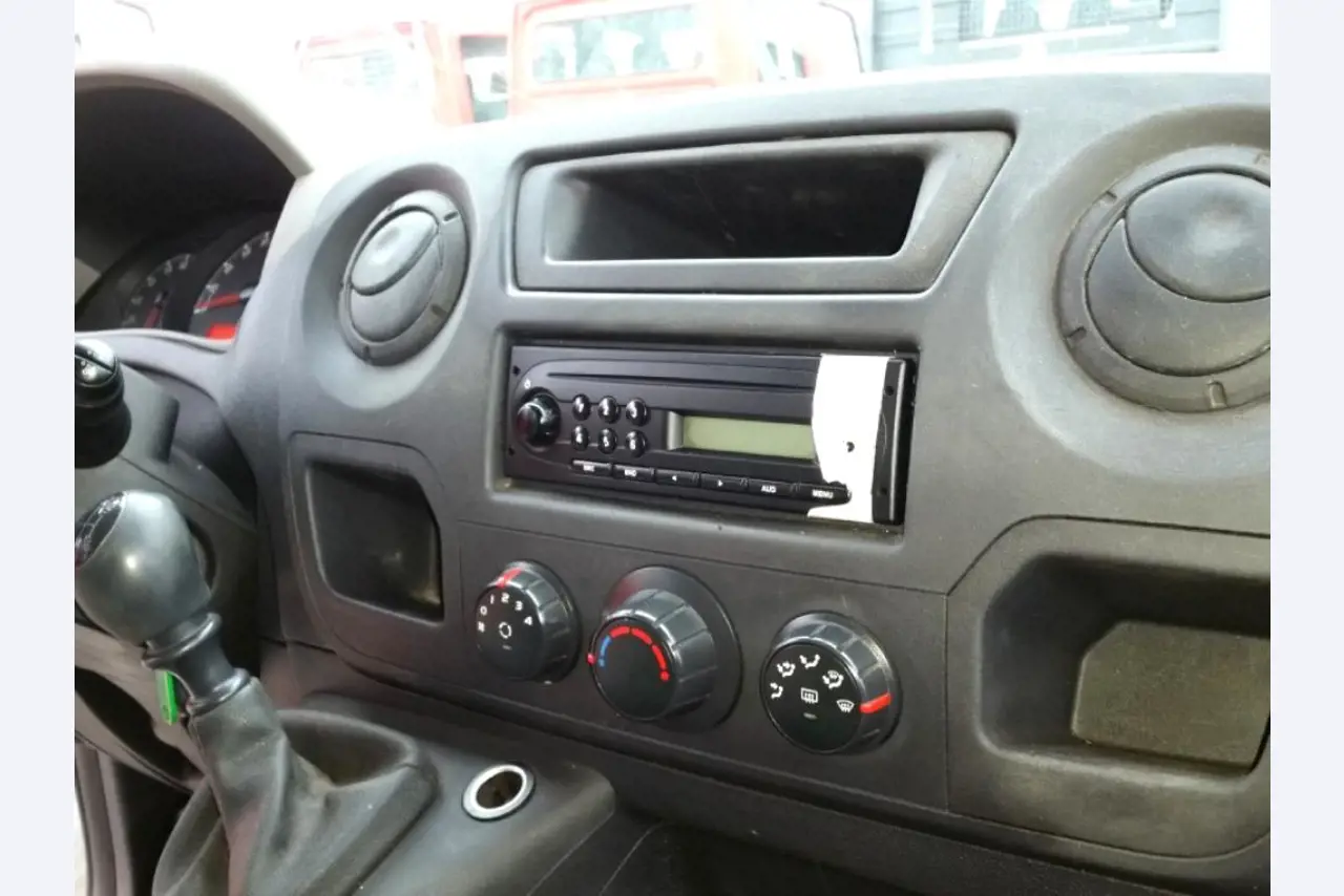 Peri Maximo paneelmallen<br><img src="/images/LogoStrasser.png"><br>-13