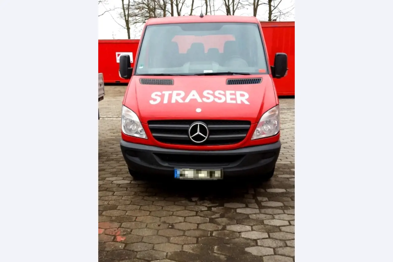 Peri Maximo paneelmallen<br><img src="/images/LogoStrasser.png"><br>-1