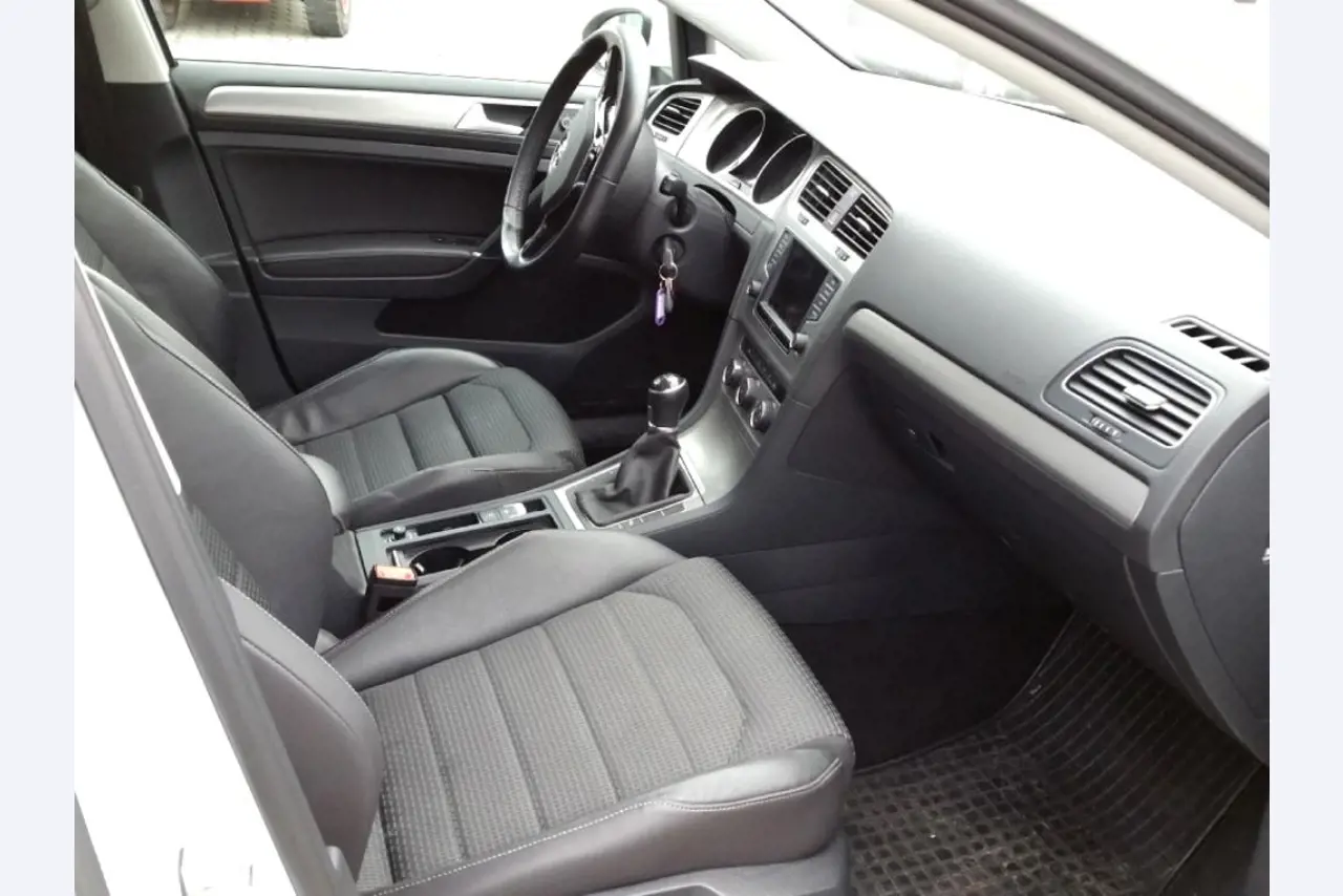 Peri Maximo paneelmallen<br><img src="/images/LogoStrasser.png"><br>-11