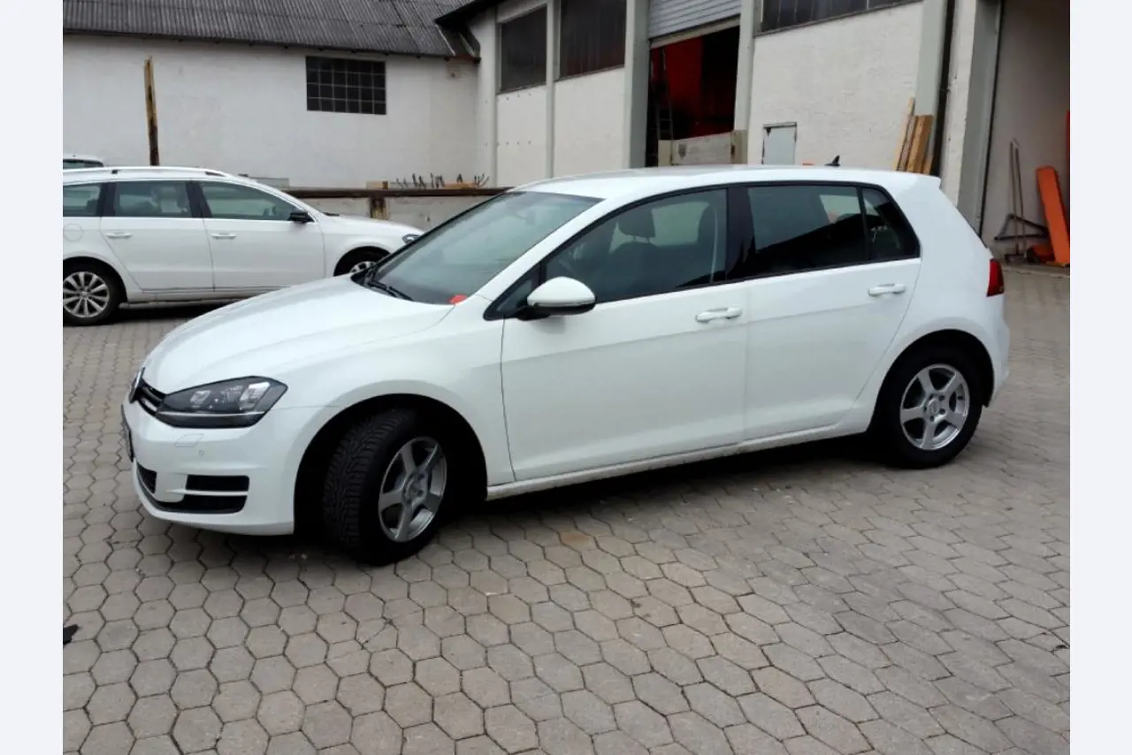 Peri Maximo paneelmallen<br><img src="/images/LogoStrasser.png"><br>-2