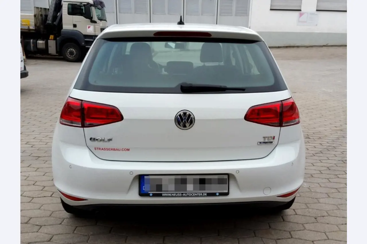 Peri Maximo paneelmallen<br><img src="/images/LogoStrasser.png"><br>-5