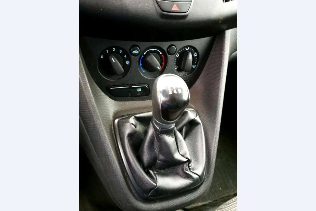 Moldes para painéis Peri Maximo<br><img src="/images/LogoStrasser.png"><br>-15