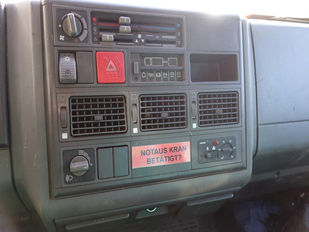 Máquinas de processamento de chapas metálicas, equipamento operacional e de escritório e frota de veículos-11