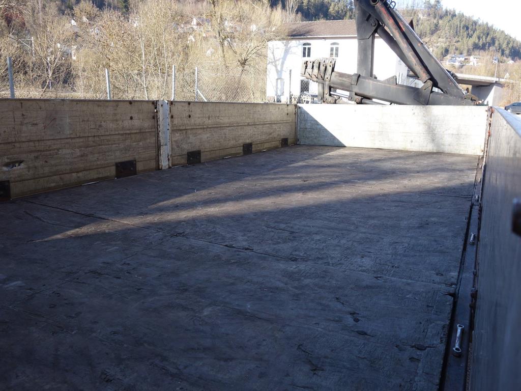 Máquinas de processamento de chapas metálicas, equipamento operacional e de escritório e frota de veículos-9