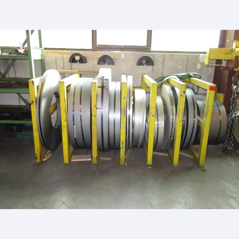Máquinas de processamento de chapas metálicas, equipamento operacional e de escritório e frota de veículos-1