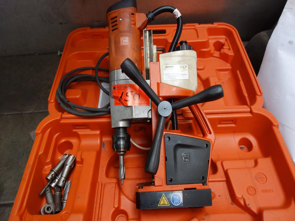 Máquinas de processamento de chapas metálicas, equipamento operacional e de escritório e frota de veículos-1