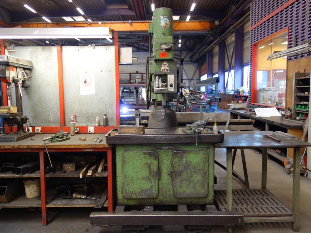 Máquinas de processamento de chapas metálicas, equipamento operacional e de escritório e frota de veículos-2