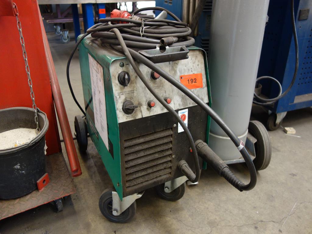 Máquinas de processamento de chapas metálicas, equipamento operacional e de escritório e frota de veículos-1