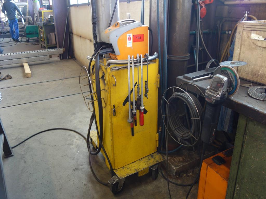 Máquinas de processamento de chapas metálicas, equipamento operacional e de escritório e frota de veículos-2