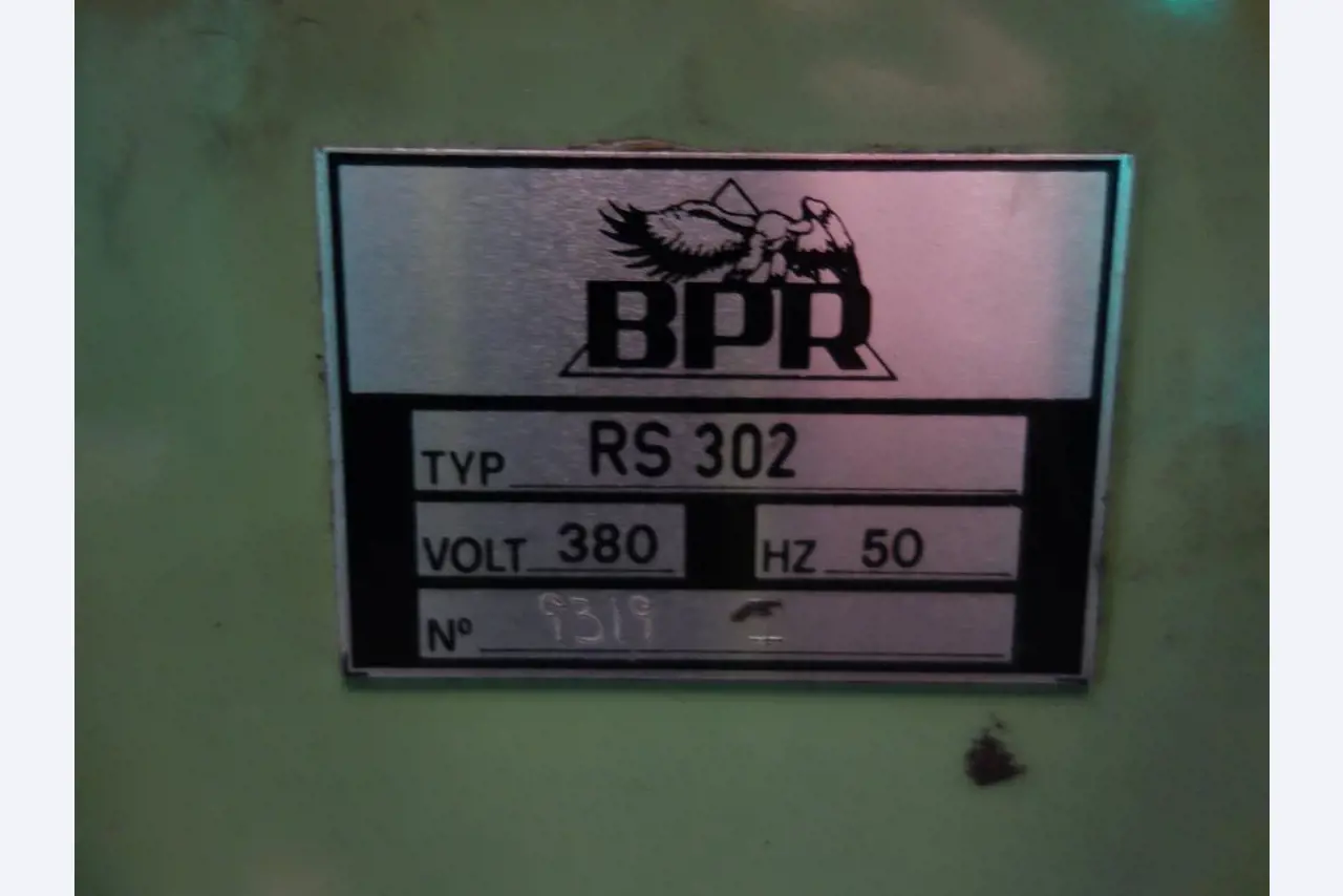 Máquinas de processamento de chapas metálicas, equipamento operacional e de escritório e frota de veículos-6