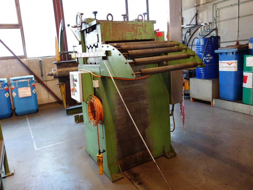 Máquinas de processamento de chapas metálicas, equipamento operacional e de escritório e frota de veículos-12