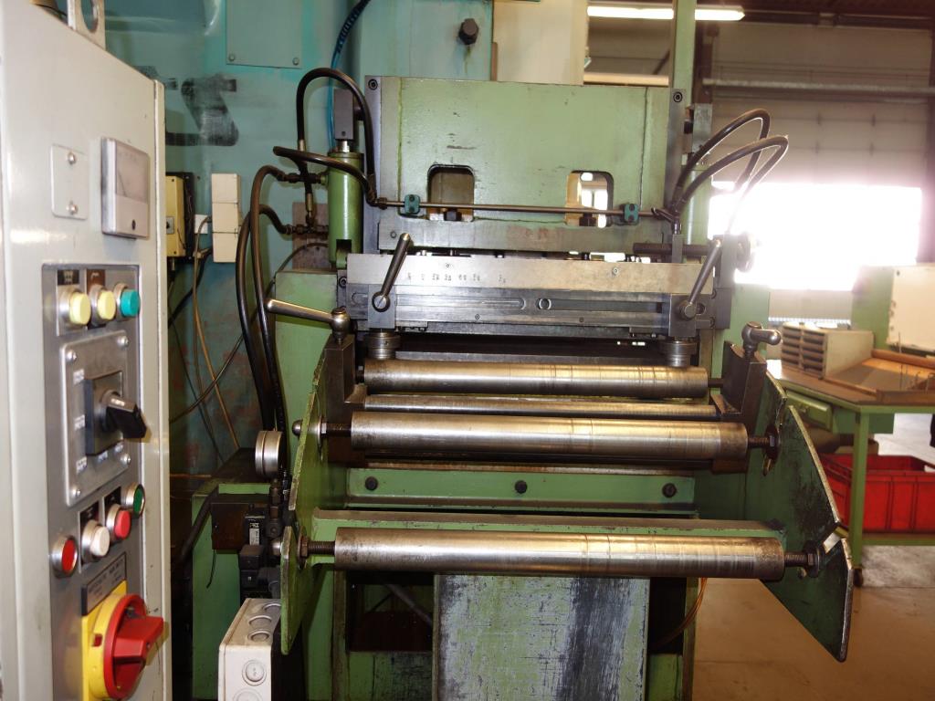 Máquinas de processamento de chapas metálicas, equipamento operacional e de escritório e frota de veículos-3