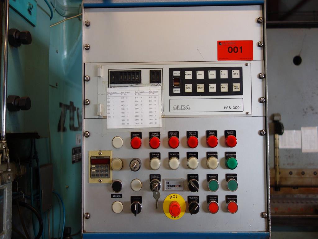 Máquinas de processamento de chapas metálicas, equipamento operacional e de escritório e frota de veículos-8