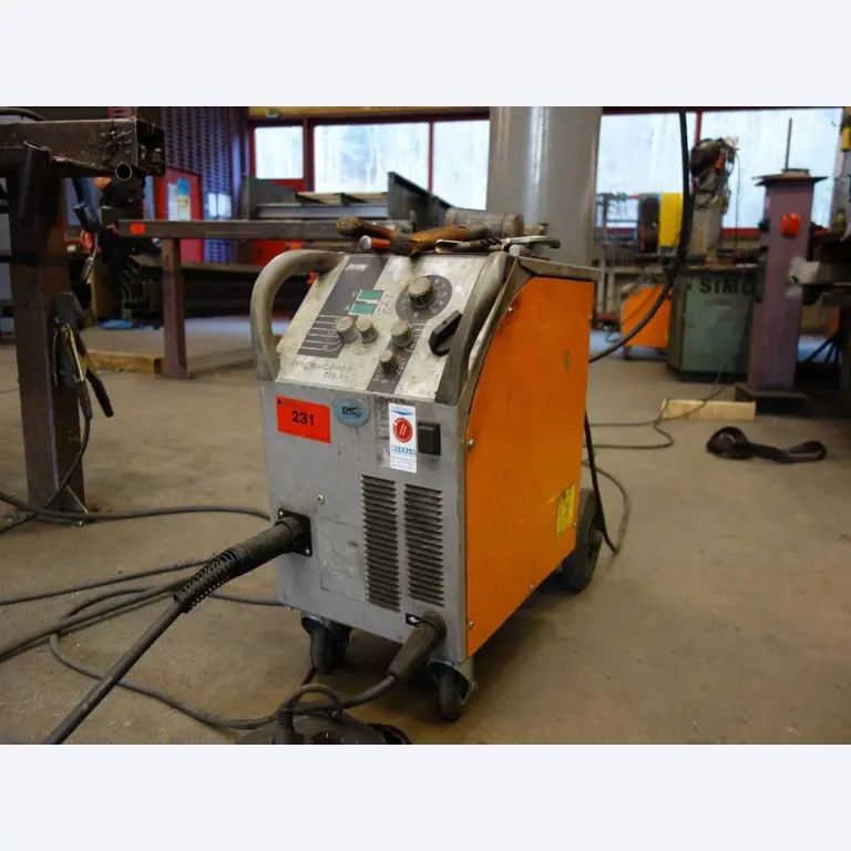 Machines for sheet metal working, business and office equipment as well as vehicle fleet-1