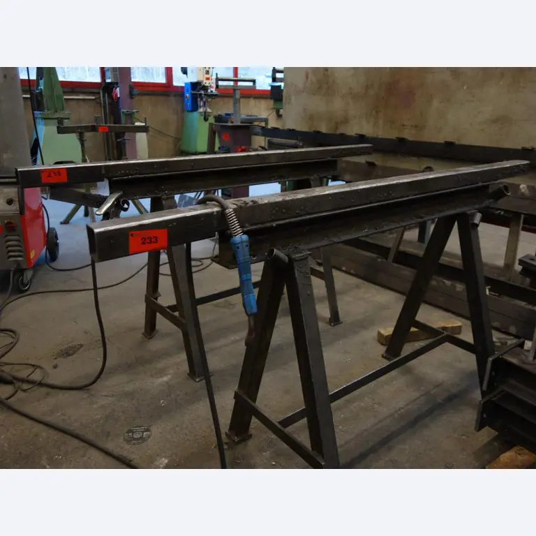 Máquinas de processamento de chapas metálicas, equipamento operacional e de escritório e frota de veículos-1