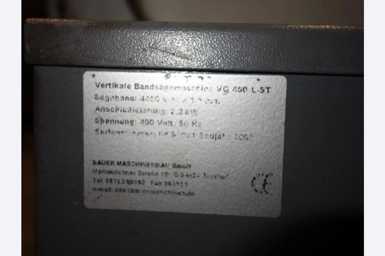 Machines for sheet metal working, business and office equipment as well as vehicle fleet-10