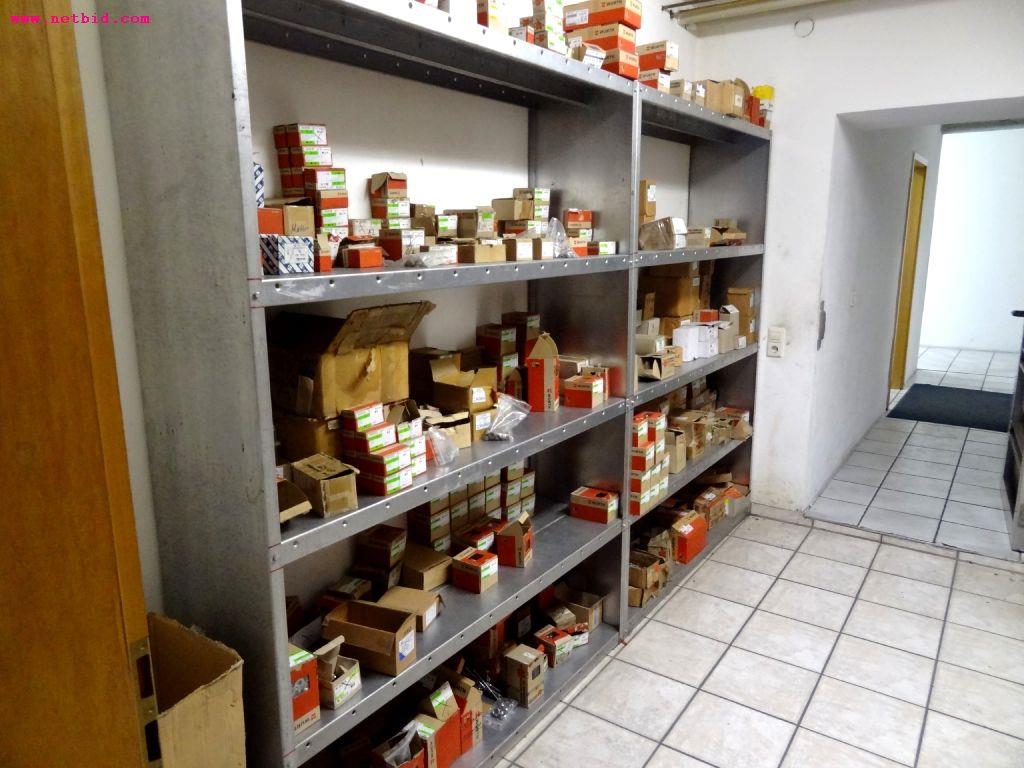 Machines for sheet metal working, business and office equipment as well as vehicle fleet-4