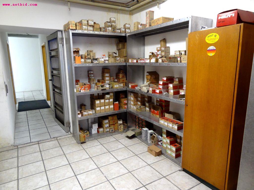 Machines for sheet metal working, business and office equipment as well as vehicle fleet-5