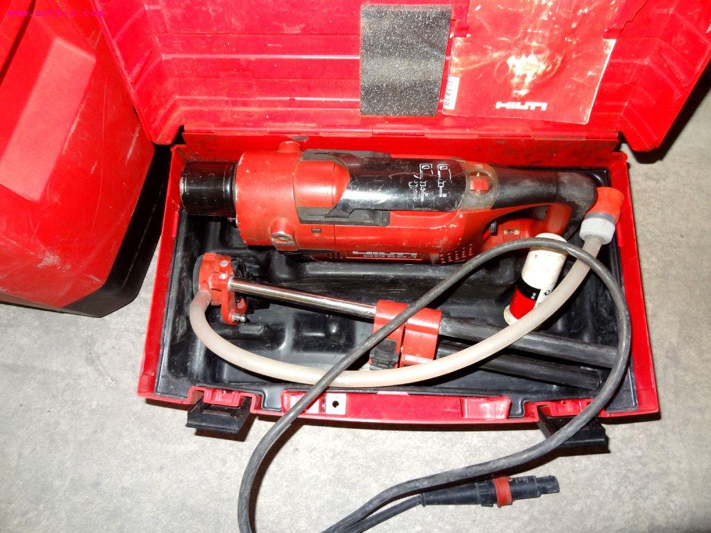 Máquinas de processamento de chapas metálicas, equipamento operacional e de escritório e frota de veículos-3