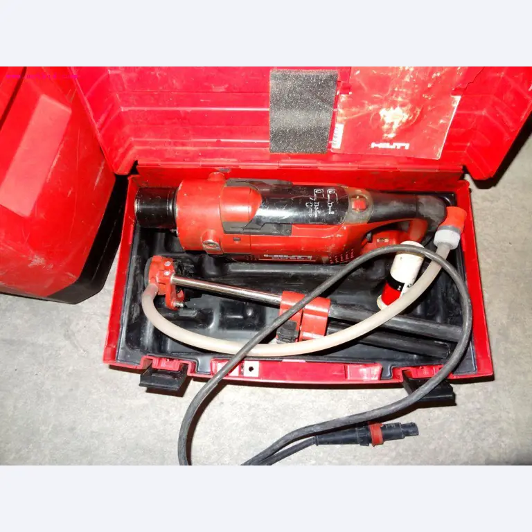 Machines for sheet metal working, business and office equipment as well as vehicle fleet-3