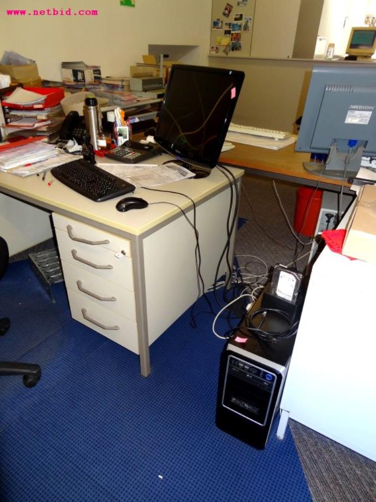 Máquinas de processamento de chapas metálicas, equipamento operacional e de escritório e frota de veículos-7