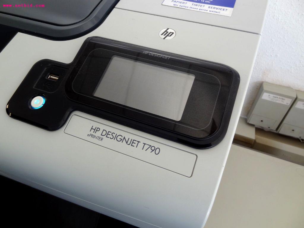 Máquinas de processamento de chapas metálicas, equipamento operacional e de escritório e frota de veículos-2