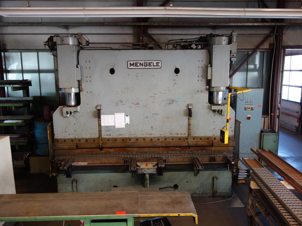 Máquinas de processamento de chapas metálicas, equipamento operacional e de escritório e frota de veículos-2