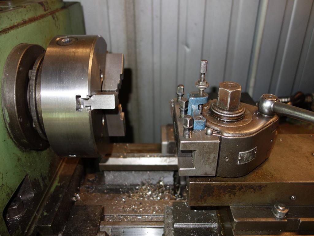 Máquinas de processamento de chapas metálicas, equipamento operacional e de escritório e frota de veículos-4