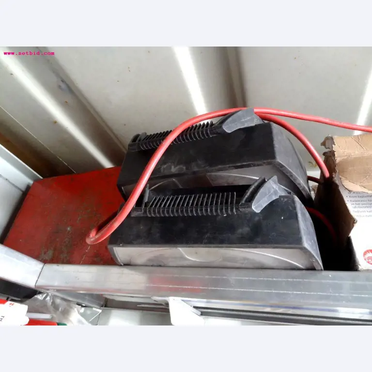 Máquinas de processamento de chapas metálicas, equipamento operacional e de escritório e frota de veículos-13