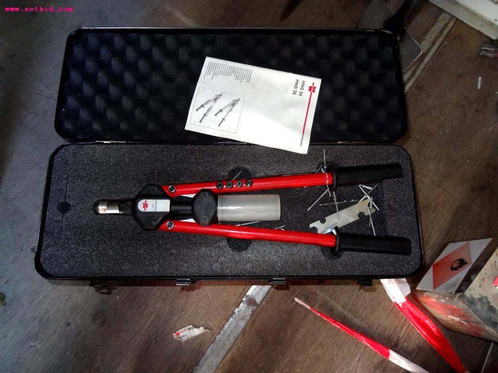 Máquinas de processamento de chapas metálicas, equipamento operacional e de escritório e frota de veículos-7