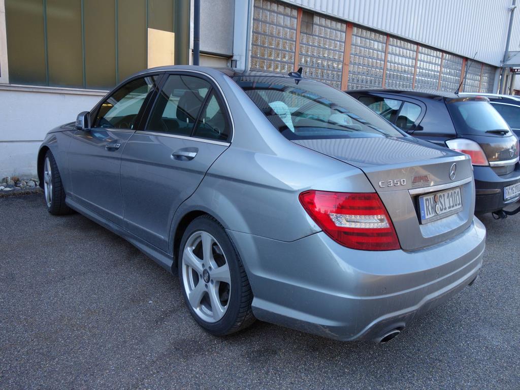 Máquinas de processamento de chapas metálicas, equipamento operacional e de escritório e frota de veículos-2