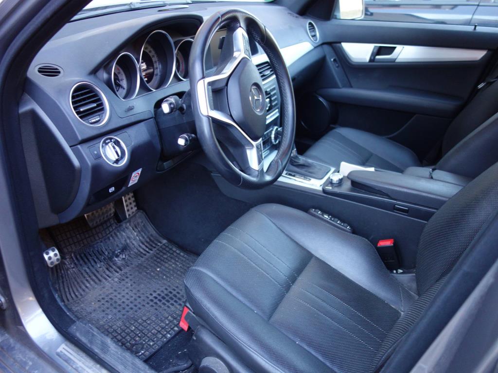 Máquinas de processamento de chapas metálicas, equipamento operacional e de escritório e frota de veículos-6