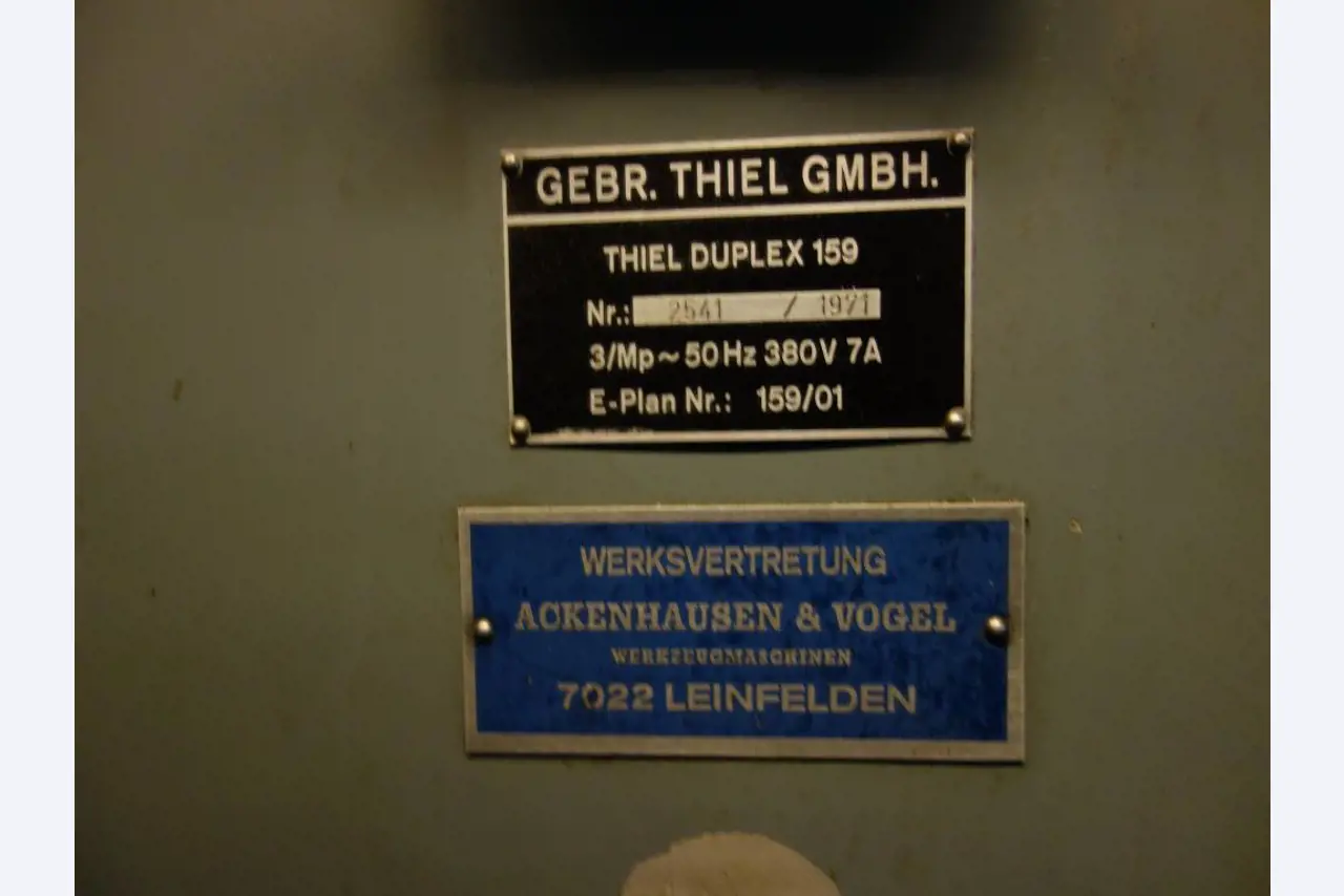 Machines for sheet metal working, business and office equipment as well as vehicle fleet-7