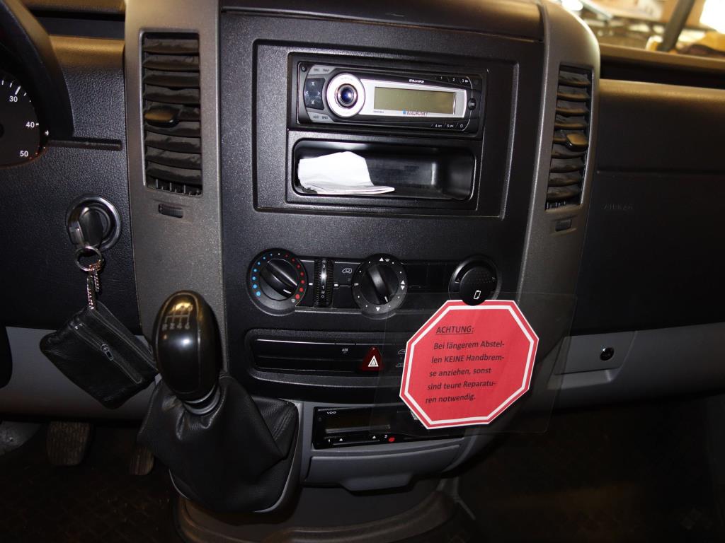 Máquinas de processamento de chapas metálicas, equipamento operacional e de escritório e frota de veículos-10