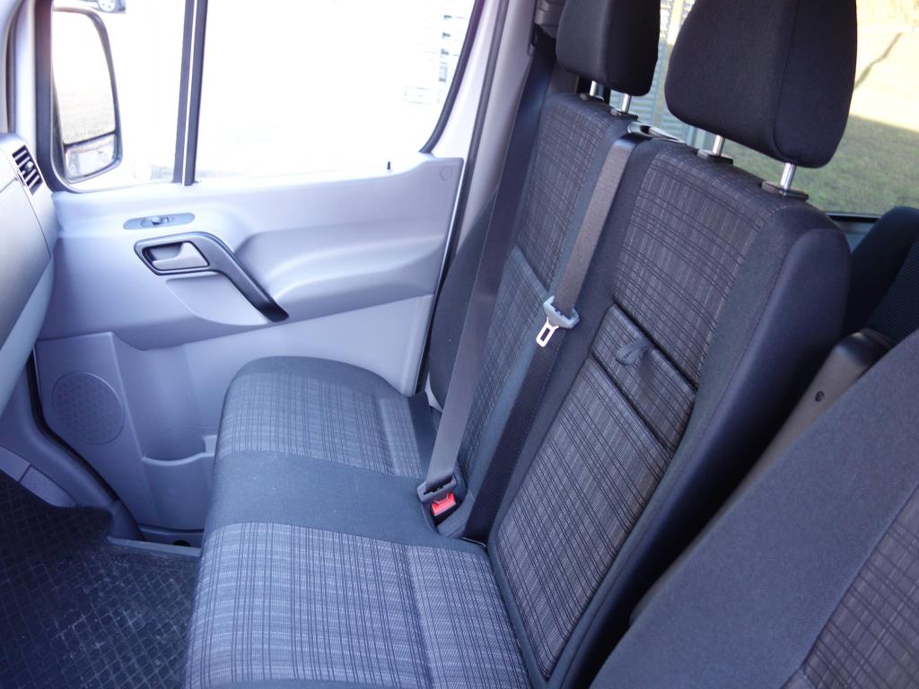 Máquinas de processamento de chapas metálicas, equipamento operacional e de escritório e frota de veículos-11