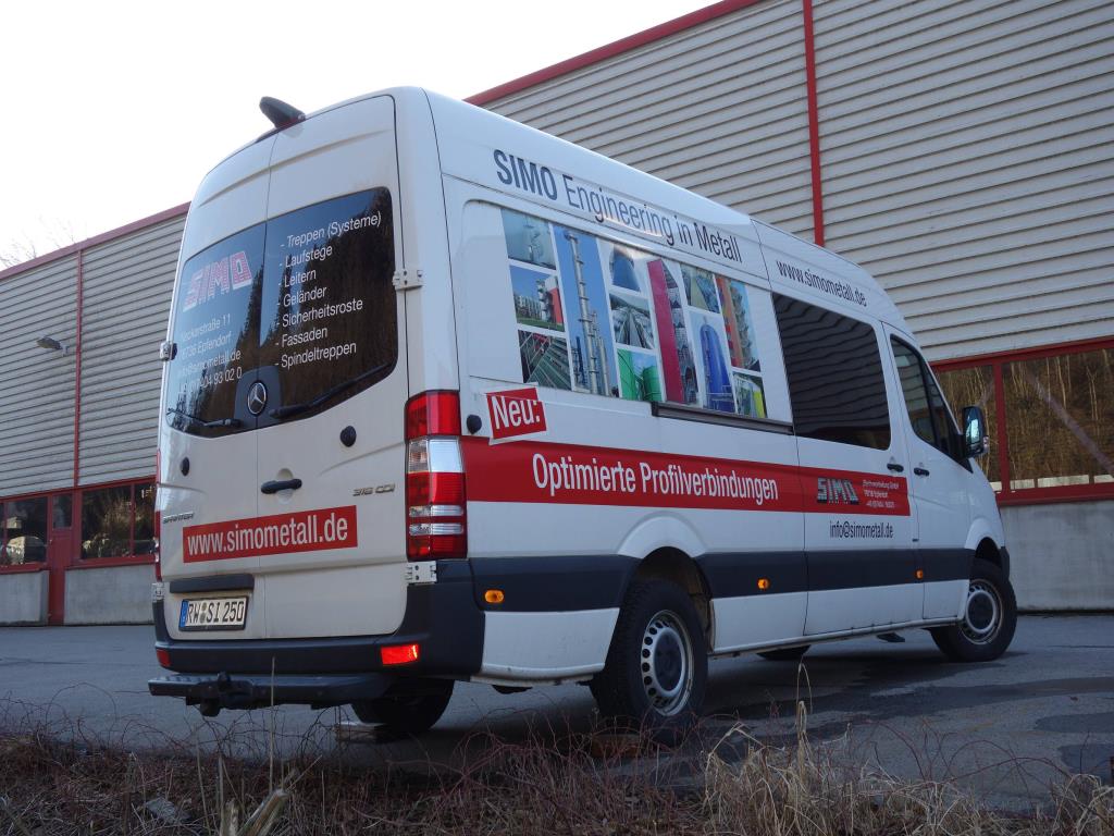 Máquinas de processamento de chapas metálicas, equipamento operacional e de escritório e frota de veículos-1