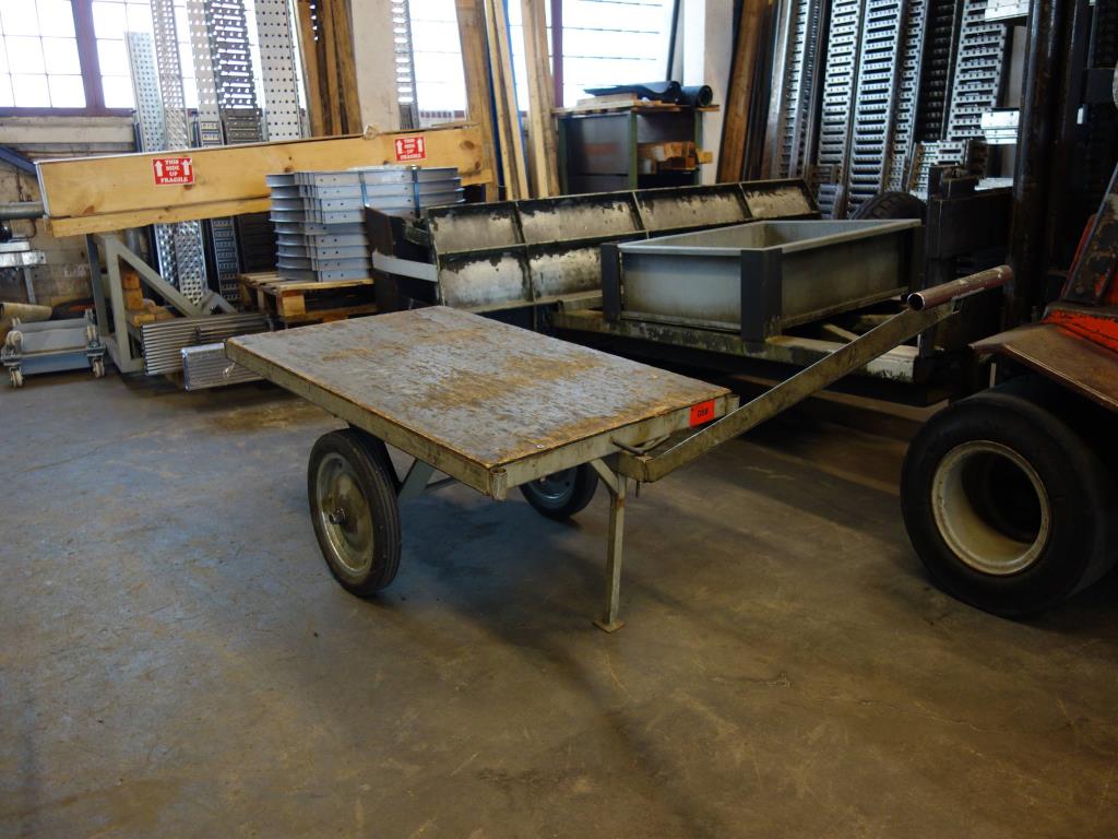 Máquinas de processamento de chapas metálicas, equipamento operacional e de escritório e frota de veículos-1